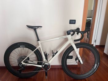 Käytetty Megamo West SRAM Rival eTap AXS 2026 Road & Gravel