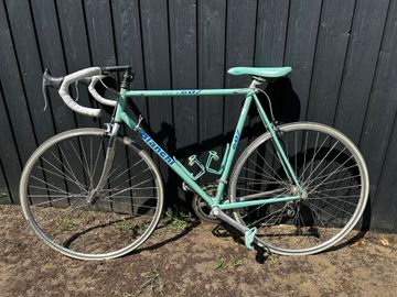 Used Bianchi Custom Shimano Exage 1993 Road & Gravel, Green — image 2 of 5