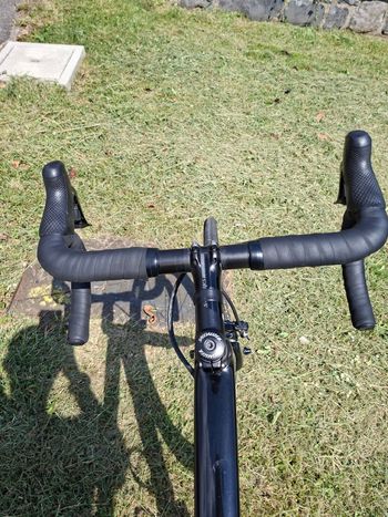 Used Specialized Tarmac Shimano Dura Ace Di2 2019 Road & Gravel, Black — image 8 of 10