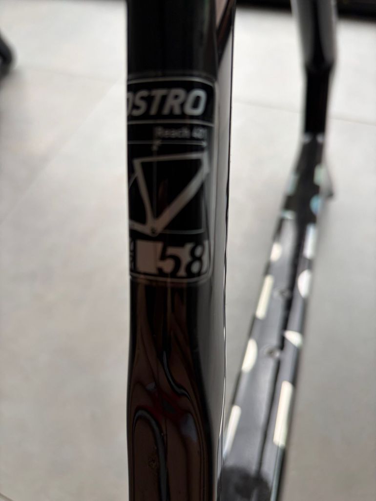 Used Factor Ostro Frameset 2025 2025 Road & Gravel, Black — image 10 of 18