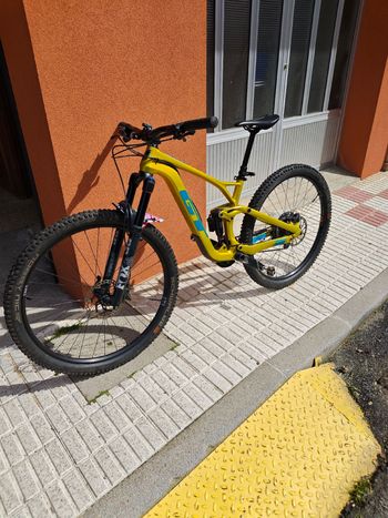 Gebrauchtes GT Sensor Carbon Pro 2019 2019 Mountainbike, Schwarz — Bild 7 von 11