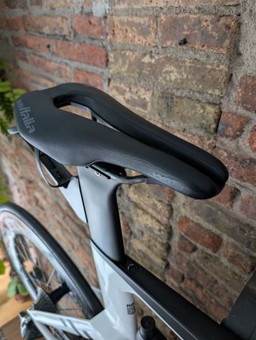 Used Canyon Speedmax CFR Disc eTap 2022 2022 Road & Gravel, White — image 7 of 10