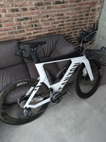 Gebrauchtes Canyon Speedmax CFR Disc eTap 2022 2022 Road & Gravel