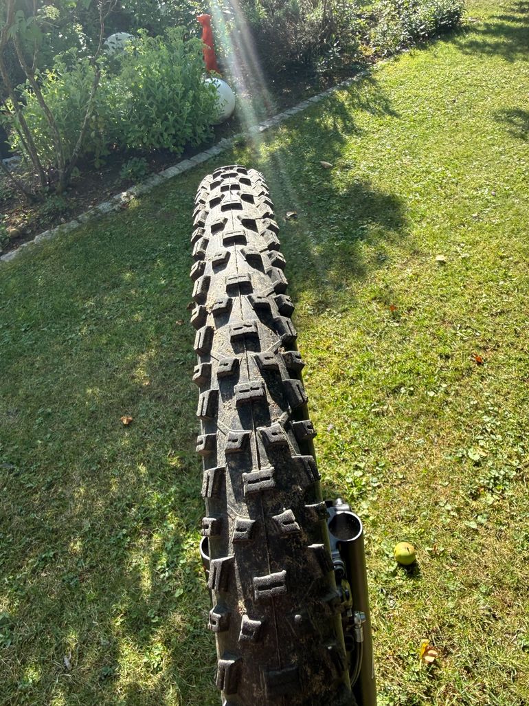 Używany CUBE RACE ONE 2019 2019 Mountainbike — zdjęcie 6 z 8