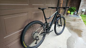 Used Scott Spark 900 2020 2020 Mountainbike, Green, 29 — image 4 of 8
