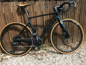 Brugt Scott Addict RC SRAM Force eTap AXS 2021 Road & Gravel — billede 4 af 5