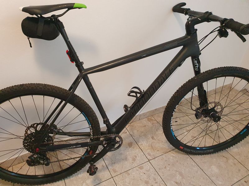 Cannondale FSI MTB 29" Carbon Hardtail Hi-Mod Team GR.XL Shimano FSI Hi-Mod Team 2022 MTB d'occasion