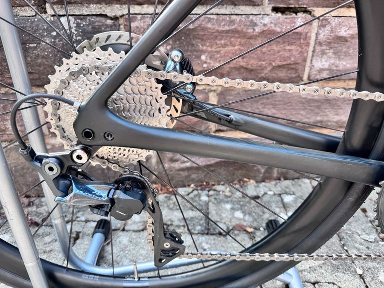 Used Specialized Roubaix Comp 2020 2020 Road & Gravel, Black — image 5 of 11