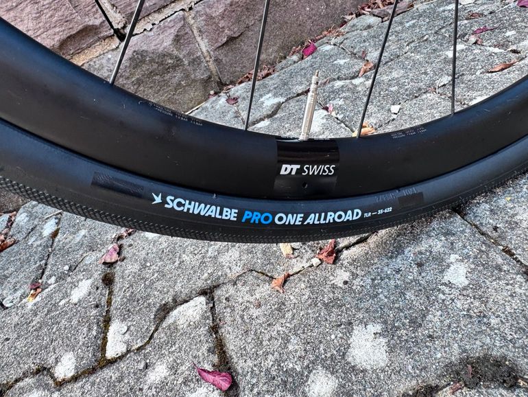 Used Specialized Roubaix Comp 2020 2020 Road & Gravel, Black — image 7 of 11