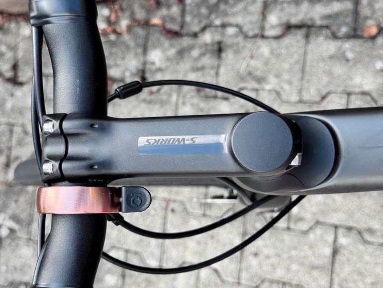 Used Specialized Roubaix Comp 2020 2020 Road & Gravel, Black — image 9 of 11