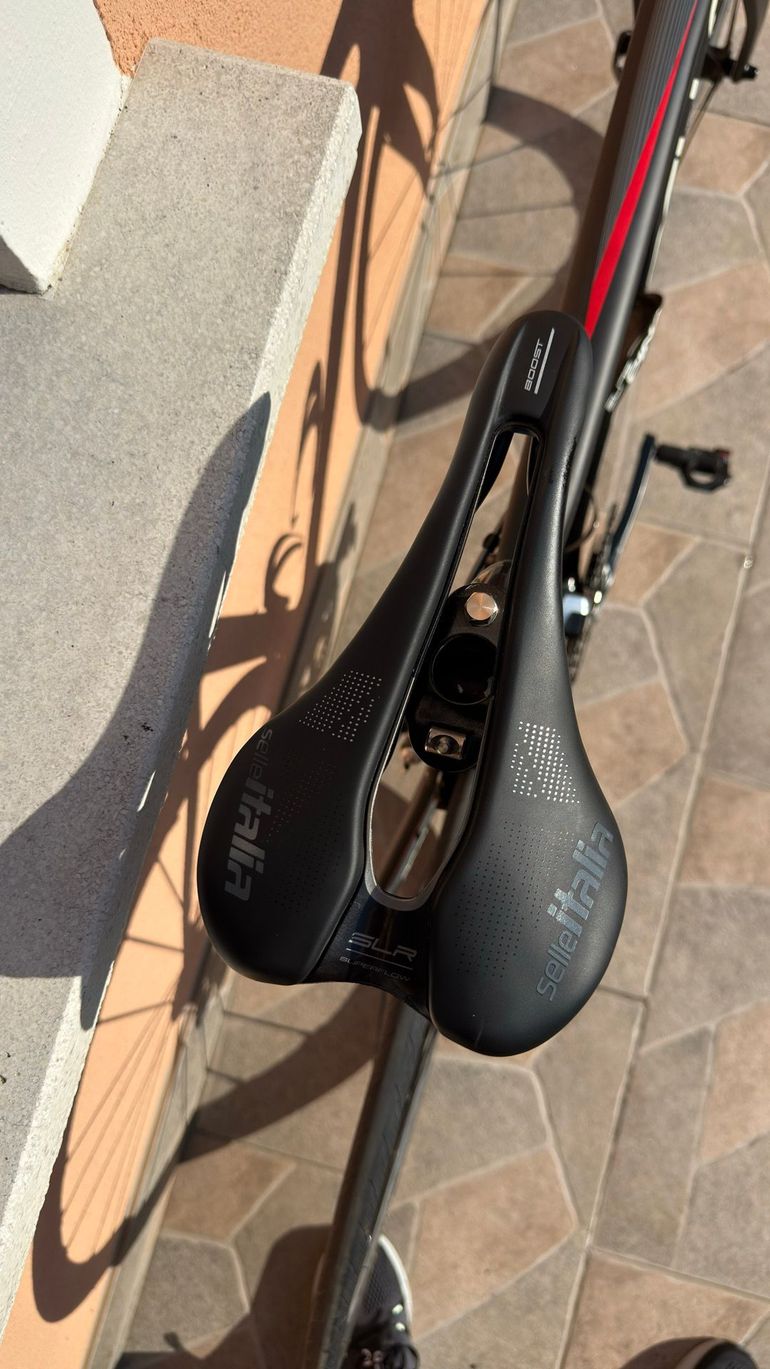 Käytetty Pinarello Dogma Shimano Dura Ace Di2 2018 Road & Gravel — kuva 4 / 13