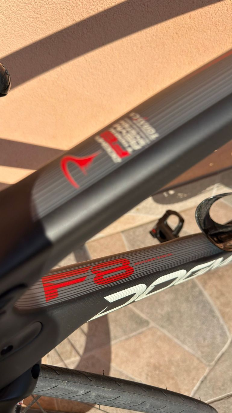 Käytetty Pinarello Dogma Shimano Dura Ace Di2 2018 Road & Gravel — kuva 12 / 13
