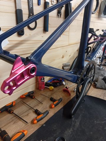 Cannondale Supersix Evo Hm Rapha Frameset 2023 Road & Gravel d'occasion — image 3 sur 3
