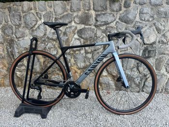 Canyon Ultimate CF SL 7 Di2 2024 2024 Road & Gravel d'occasion