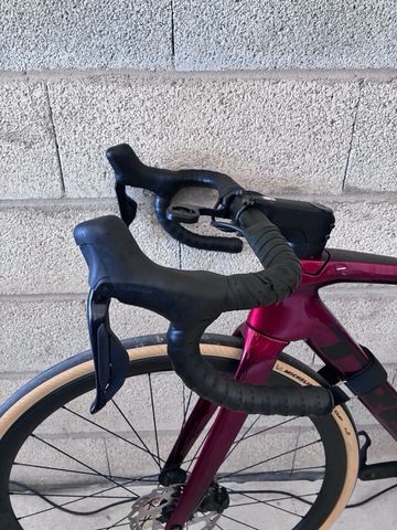 Brugt Trek Émonda SL 6 2024 2024 Road & Gravel — billede 7 af 18