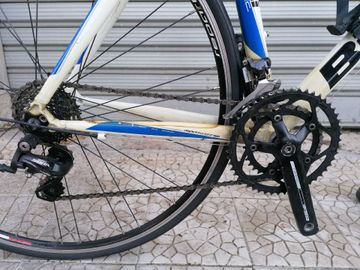 Used Bianchi Nirone Shimano Sora 2013 Road & Gravel, White — image 6 of 15