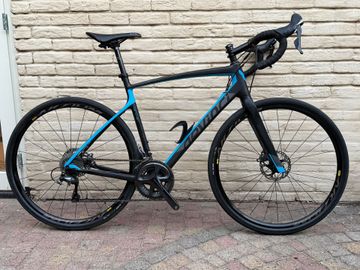 Devinci Hatchet Carbon Ultegra 2017 2017 Road & Gravel d'occasion
