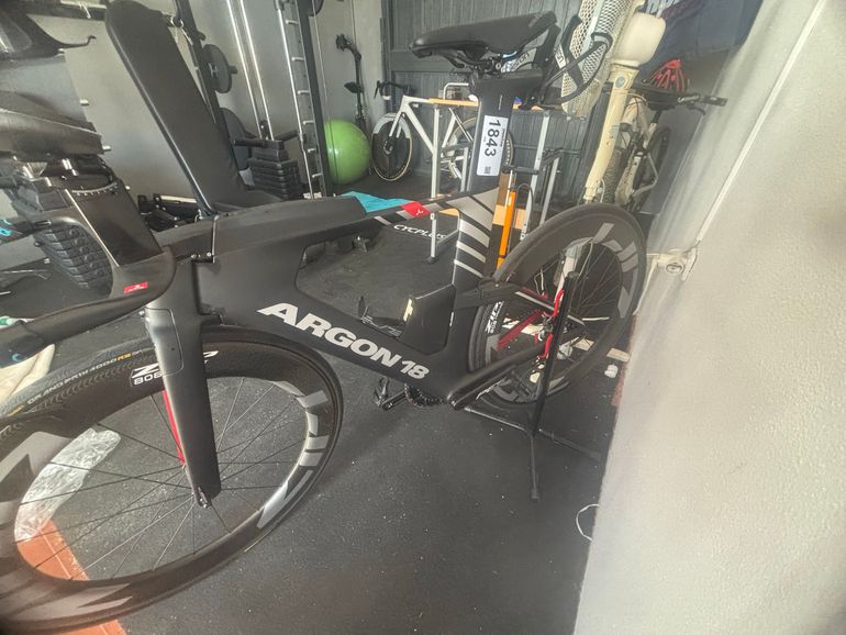 Used Argon 18 E119 Shimano Ultegra Di2 2021 Road & Gravel, Black — image 5 of 8