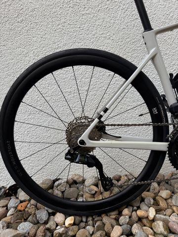 Brugt CUBE ATTAIN C:62, SLX 2025 2025 Road & Gravel — billede 3 af 10