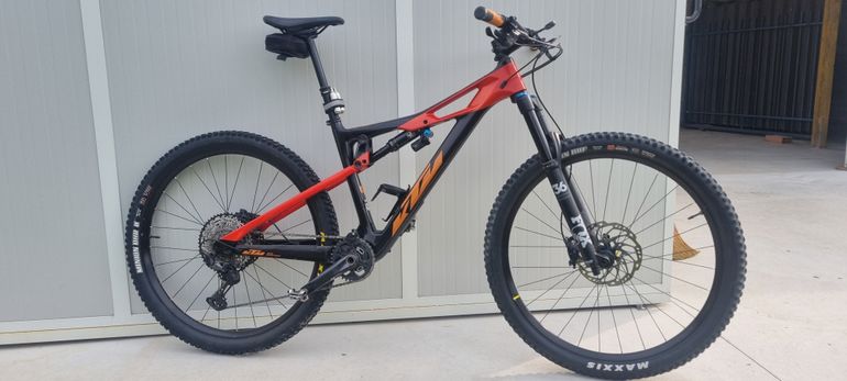 KTM PROWLER GLORIOUS 2021 2021 Mountainbike usato, Nero — immagine 2 di 5