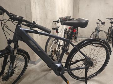 Used BH ATOM CROSS 2022 2022 Urban, Light Gray — image 5 of 5