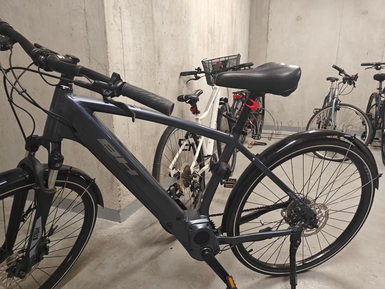 Used BH ATOM CROSS 2022 2022 Urban, Light Gray — image 5 of 5