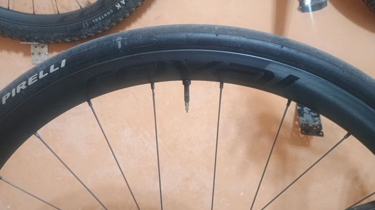 Brugt Specialized Aethos Comp - Rival eTap AXS 2023 2023 Road & Gravel — billede 4 af 6