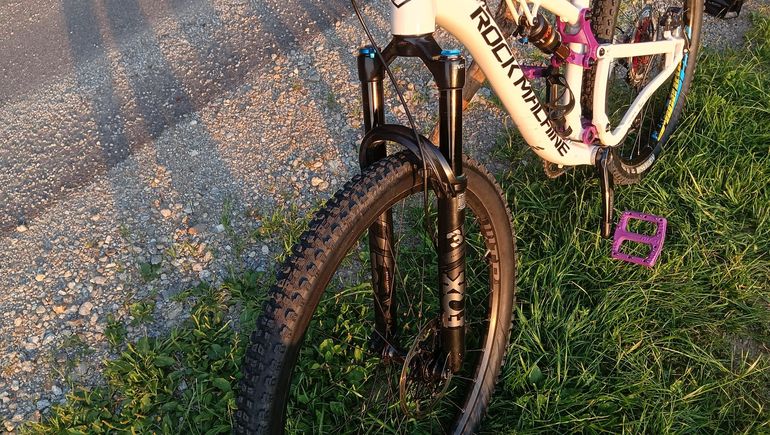 Gebrauchtes Rock Machine Blizzard 30-29 2015 Mountainbike, Weiß — Bild 2 von 8