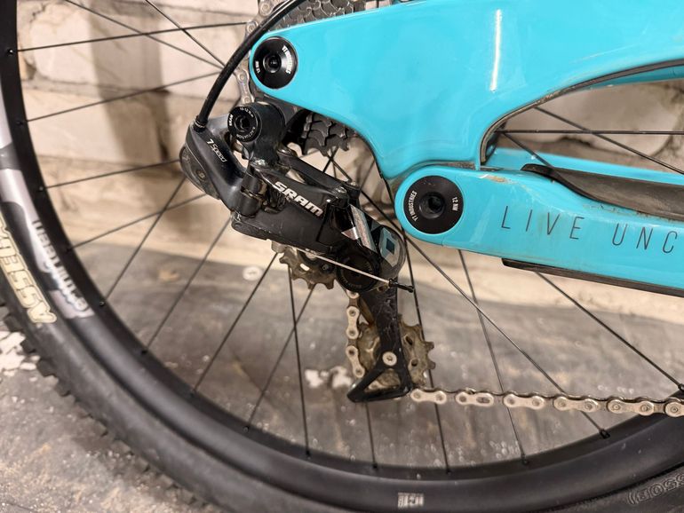 Brugt YT Industries Tues CORE 4 27 2023 2023 Mountainbike — billede 8 af 10