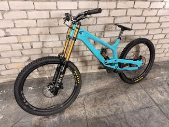Brugt YT Industries Tues CORE 4 27 2023 2023 Mountainbike — billede 2 af 10