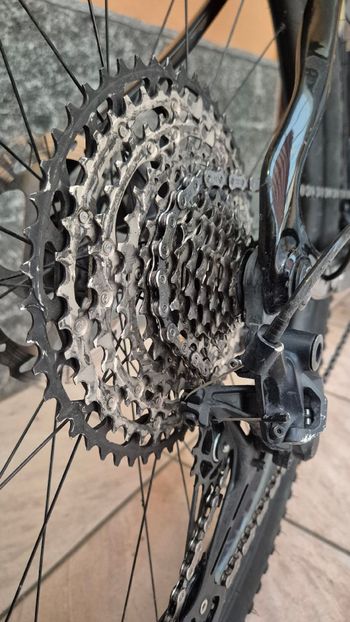 Używany Berria BRAVO 6 2022 2022 Mountainbike — zdjęcie 4 z 7