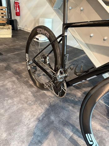 Brugt Enve Melee PRO RED 2025 2025 Road & Gravel — billede 4 af 5