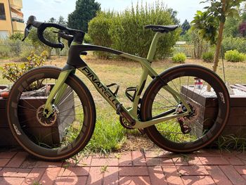 Pinarello Grevil F9 2025 Road & Gravel d'occasion