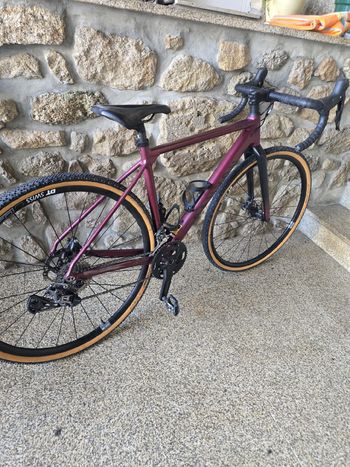 Used Canyon Grail 6 WMN 2022 2022 Road & Gravel
