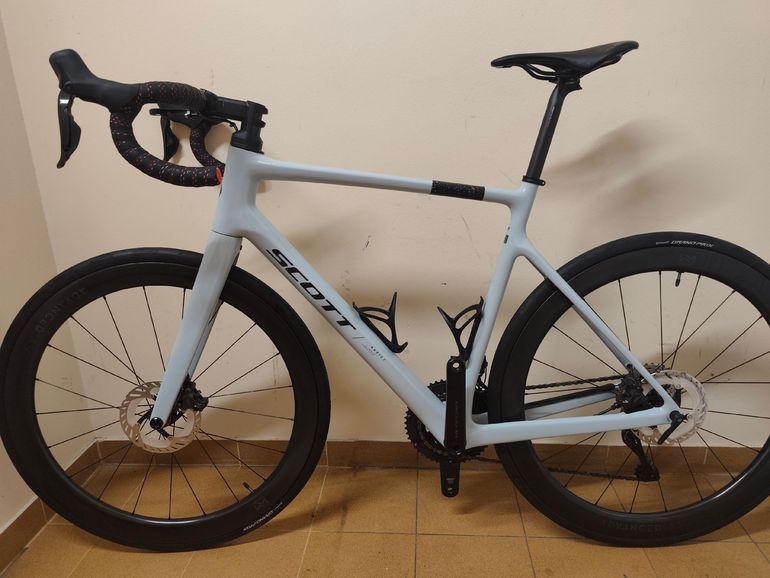 Używany Scott Addict 50 2025 2025 Road & Gravel — zdjęcie 8 z 16