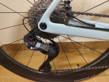 Używany Scott Addict 50 2025 2025 Road & Gravel — zdjęcie 13 z 16