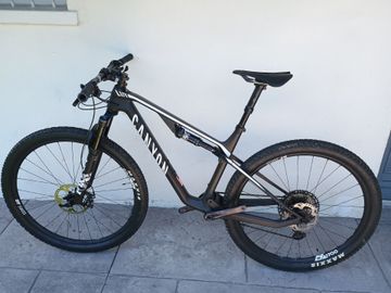 Używany Canyon Lux CF 7 2021 2021 Mountainbike — zdjęcie 2 z 17