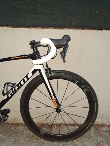Giant TCR Advanced SL 1 2017 2017 Road & Gravel usato, Bianco — immagine 4 di 7