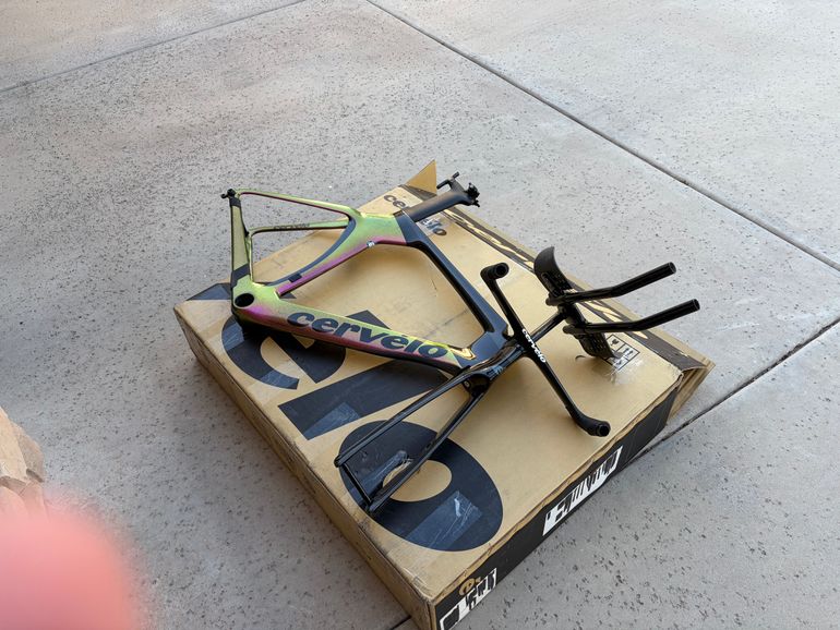 Used Cervélo P5 Frameset 2023 Frameset 2023 Road & Gravel, Purple — image 2 of 9
