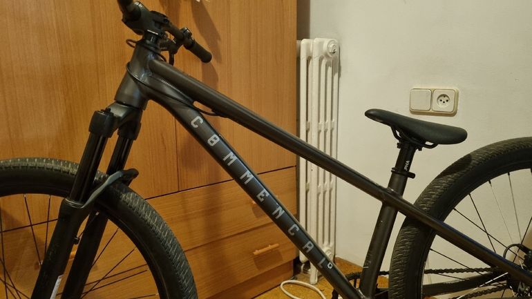 Used Commencal ABSOLUT 2023 2023 Mountainbike, Light Gray, 26 — image 5 of 20