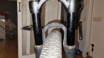 Used Commencal ABSOLUT 2023 2023 Mountainbike, Light Gray, 26 — image 23 of 25
