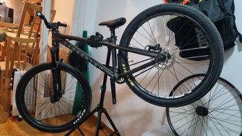Used Commencal ABSOLUT 2023 2023 Mountainbike, Light Gray, 26 — image 19 of 20