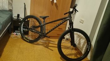 Used Commencal ABSOLUT 2023 2023 MTB