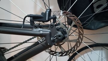 Used Commencal ABSOLUT 2023 2023 Mountainbike, Light Gray, 26 — image 18 of 25