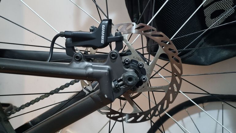 Used Commencal ABSOLUT 2023 2023 Mountainbike, Light Gray, 26 — image 18 of 20
