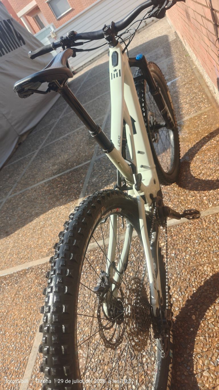 Brugt Spezialized Levo 2021 Mountainbike — billede 2 af 4