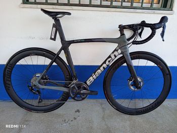 Bianchi Oltre XR3 - Ultegra 2022 2022 Road & Gravel usato