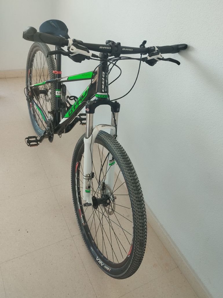Gebrauchtes B pro Custom Shimano Deore XT 2016 Mountainbike, Grün — Bild 4 von 9