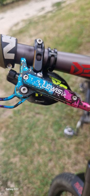 Used Nb Custom Shimano Deore XT 2022 Mountainbike, Light Gray — image 2 of 6