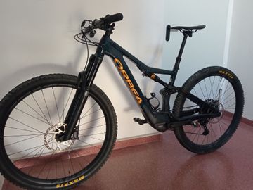 Gebrauchtes Orbea RISE M20 2022 2022 Mountainbike, Blau — Bild 2 von 16